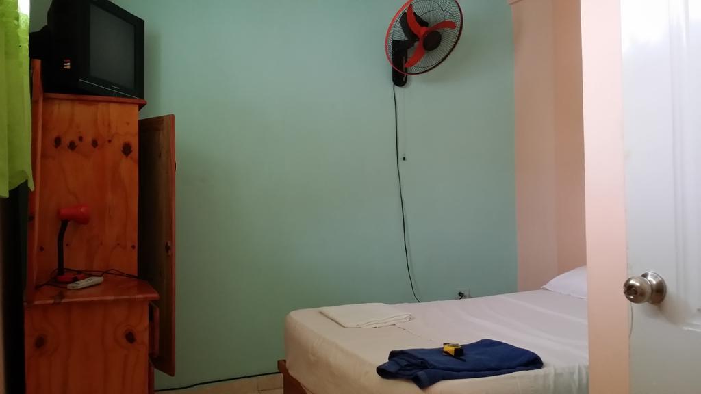 Lucy Rooms Juan Dolio Kamer foto